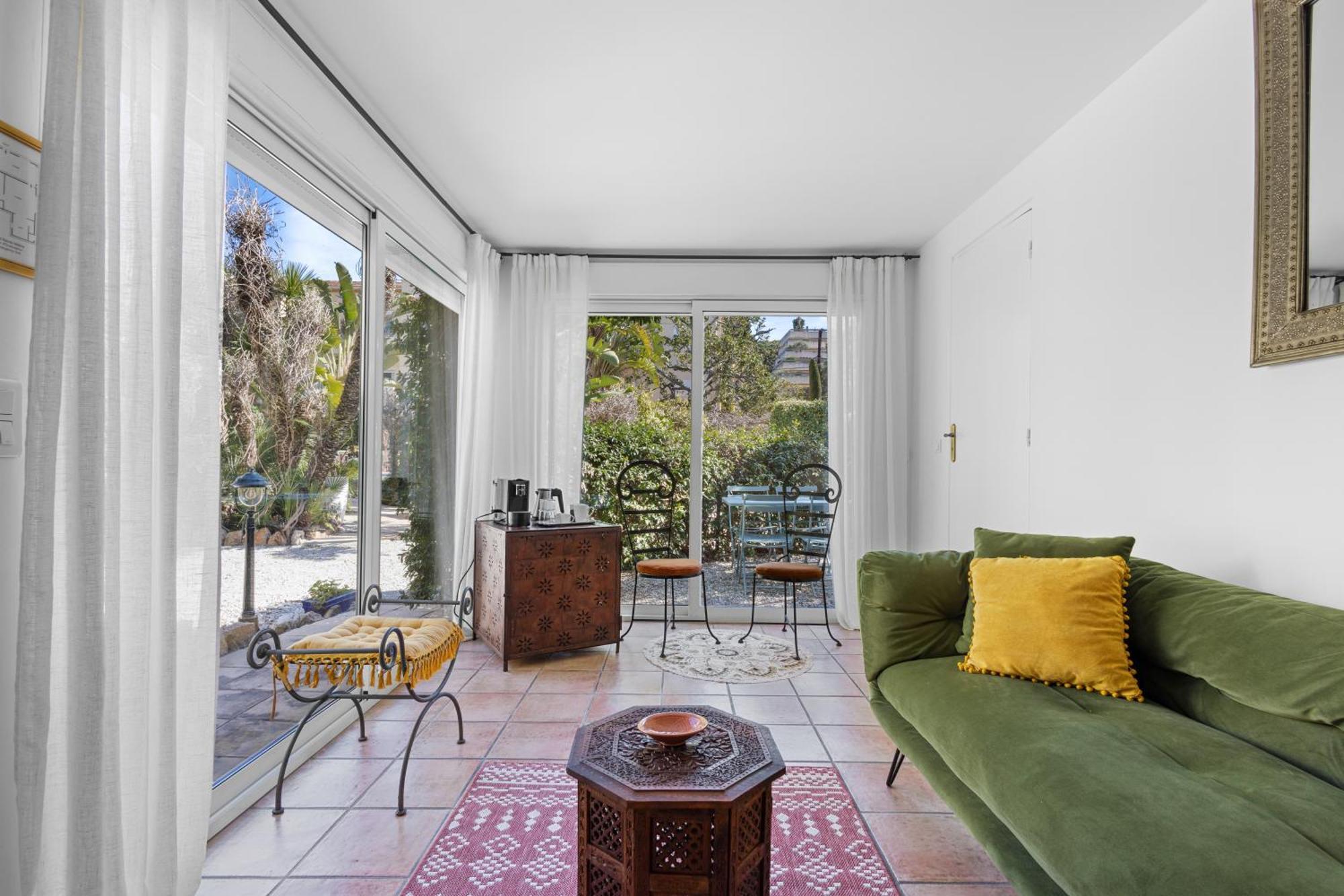 Hotel La Villa Sainte Valerie Adults Only Juan-les-Pins Zewnętrze zdjęcie